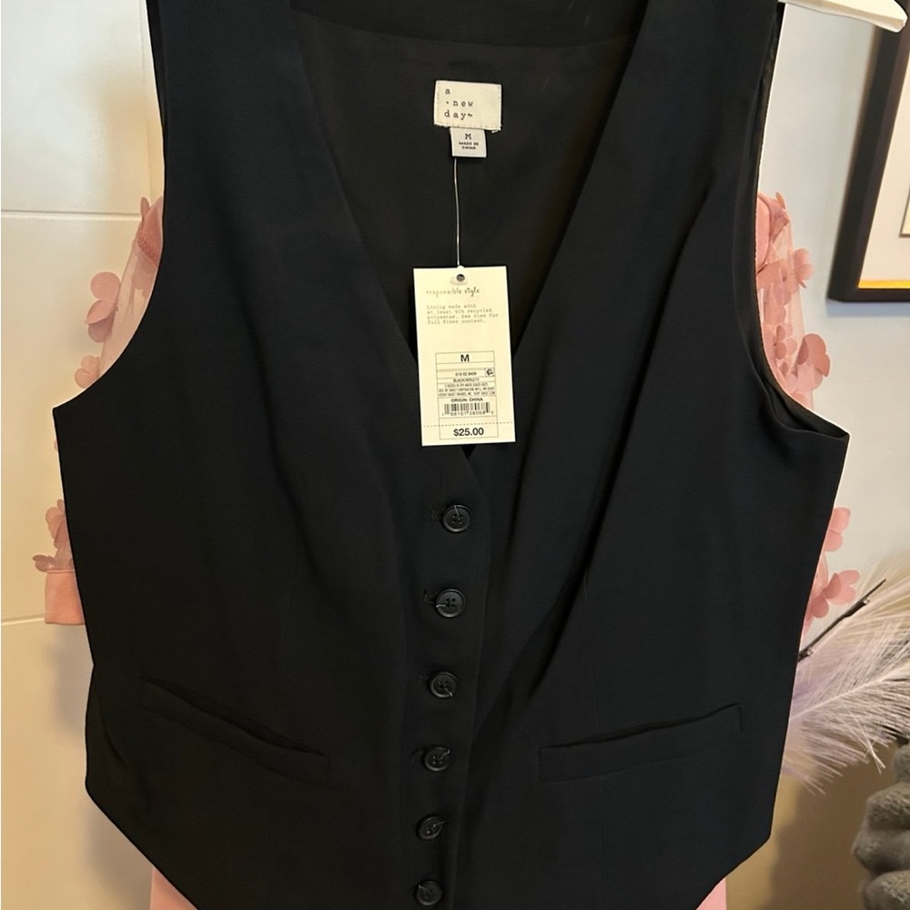 a new day Black Sleeveless Vest